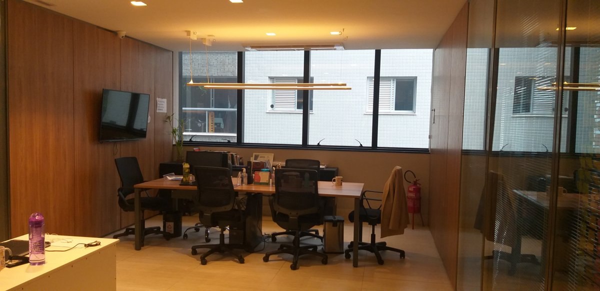 Grupo Zelo — sala de reunião, 6º pavimento